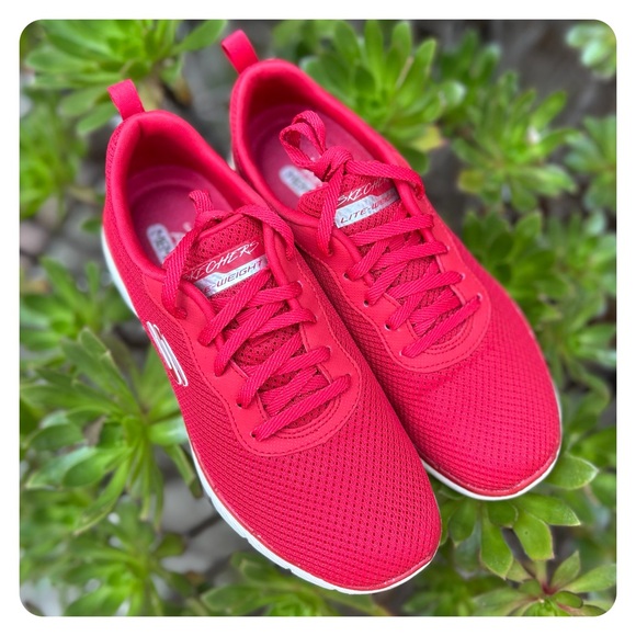 Skechers Shoes - Sketchers sneakers